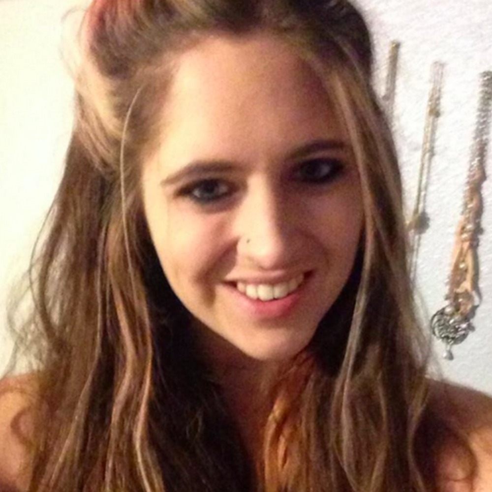 Meet your Posher, Madeline